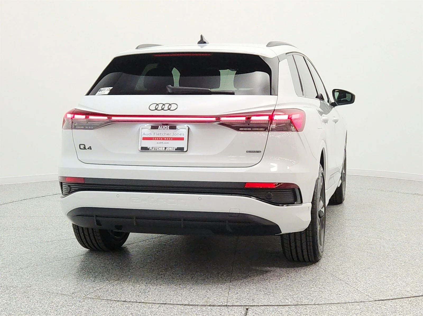 Used 2024 Glacier White Metallic Audi Premium Plus 50 quattro image 6