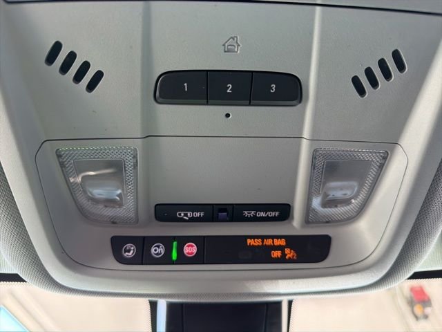 Used 2022 Blue Glow Metallic Chevrolet LT image 25