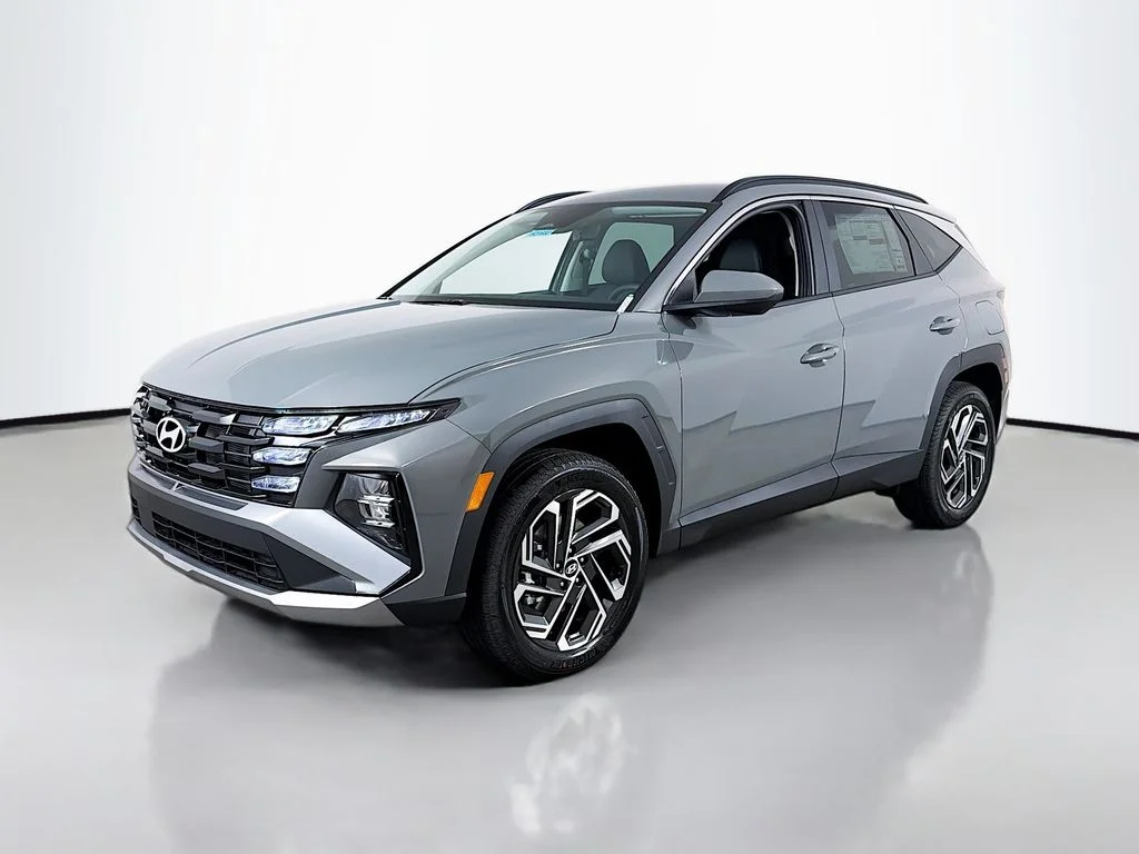New 2026 Hampton Gray Hyundai SEL Plus image 3