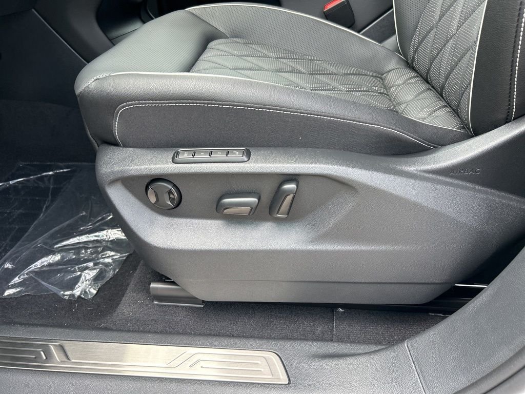 2026 Volkswagen Atlas SEL Premium R-Line - Photo 10