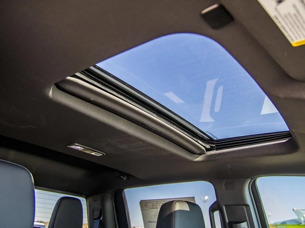 2025 Chevrolet Silverado 3500 HD High Country - Photo 25