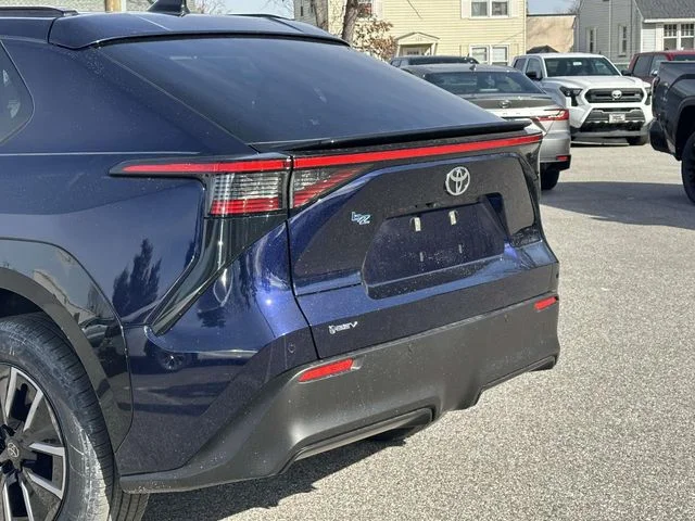 2026 Toyota bZ XLE - Photo 11