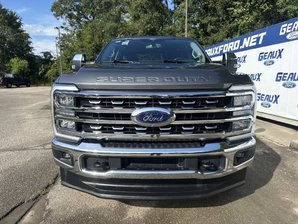 Used 2025 Gray Ford Lariat image 6