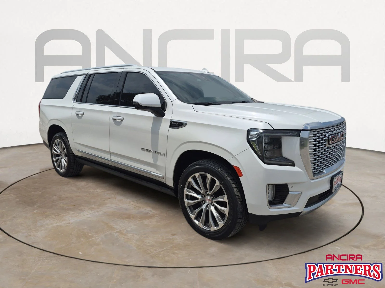 2021 GMC Yukon Denali AWD's photo