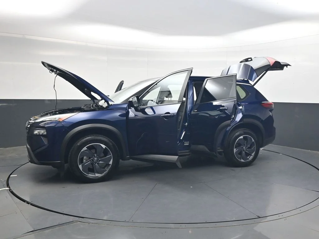 Used 2025 Blue Nissan SV image 49
