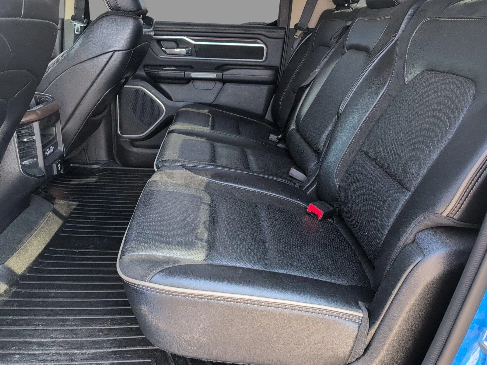 Used 2021 Hydro Blue Pearlcoat Ram Laramie image 33