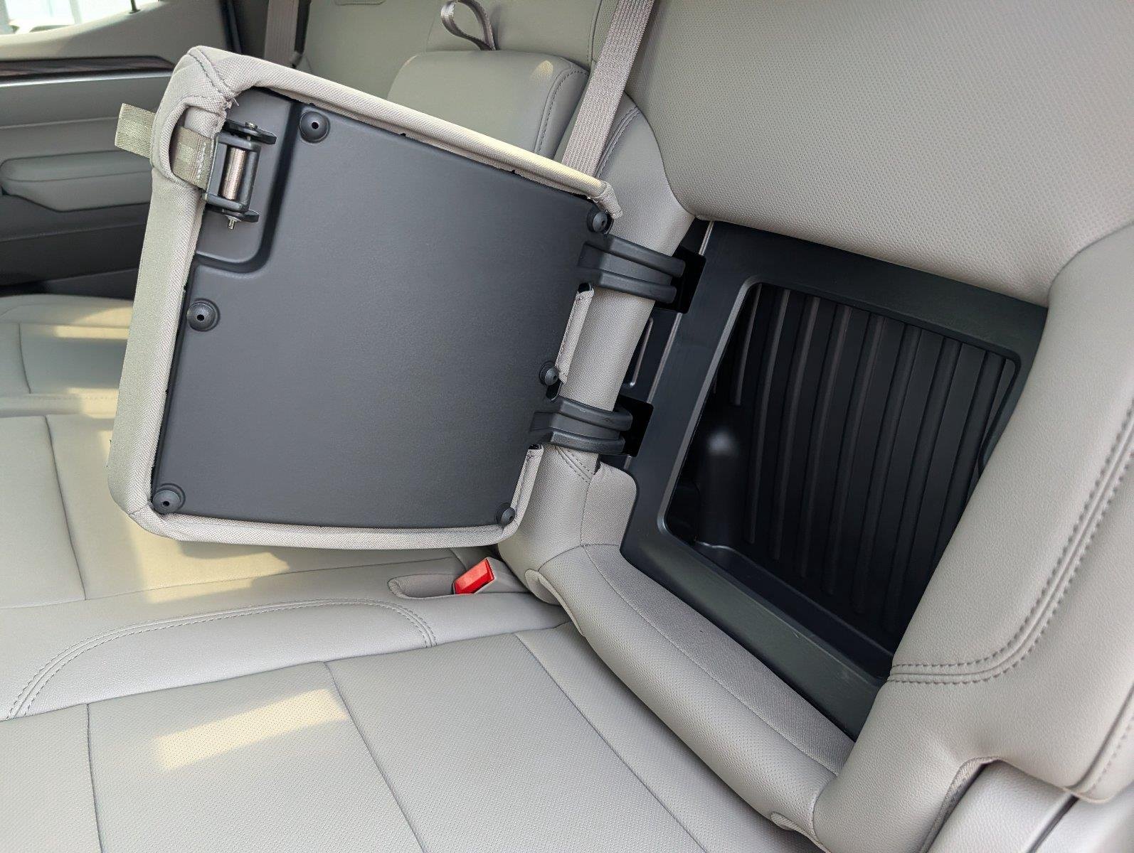 New 2026 Summit White GMC SLT image 34