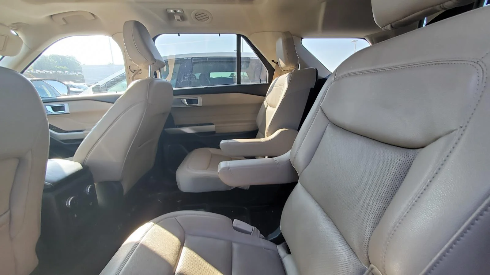 Used 2021 Star White Metallic Tri-coat Ford Limited image 5