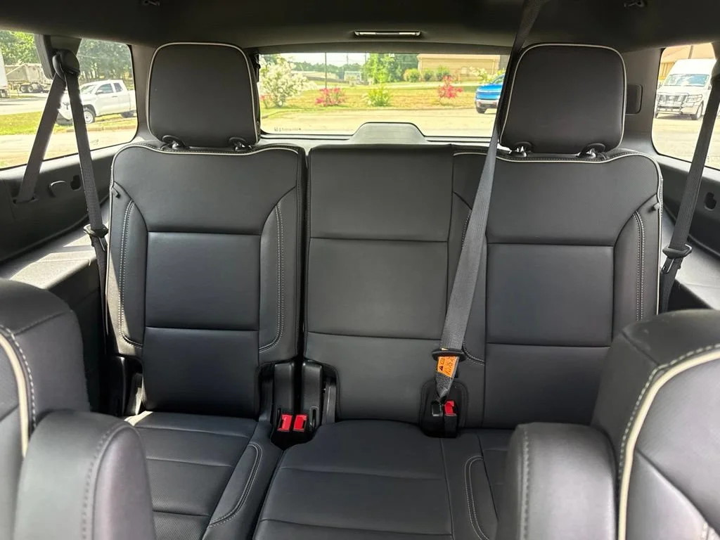 Used 2024 Summit White Chevrolet Premier image 16