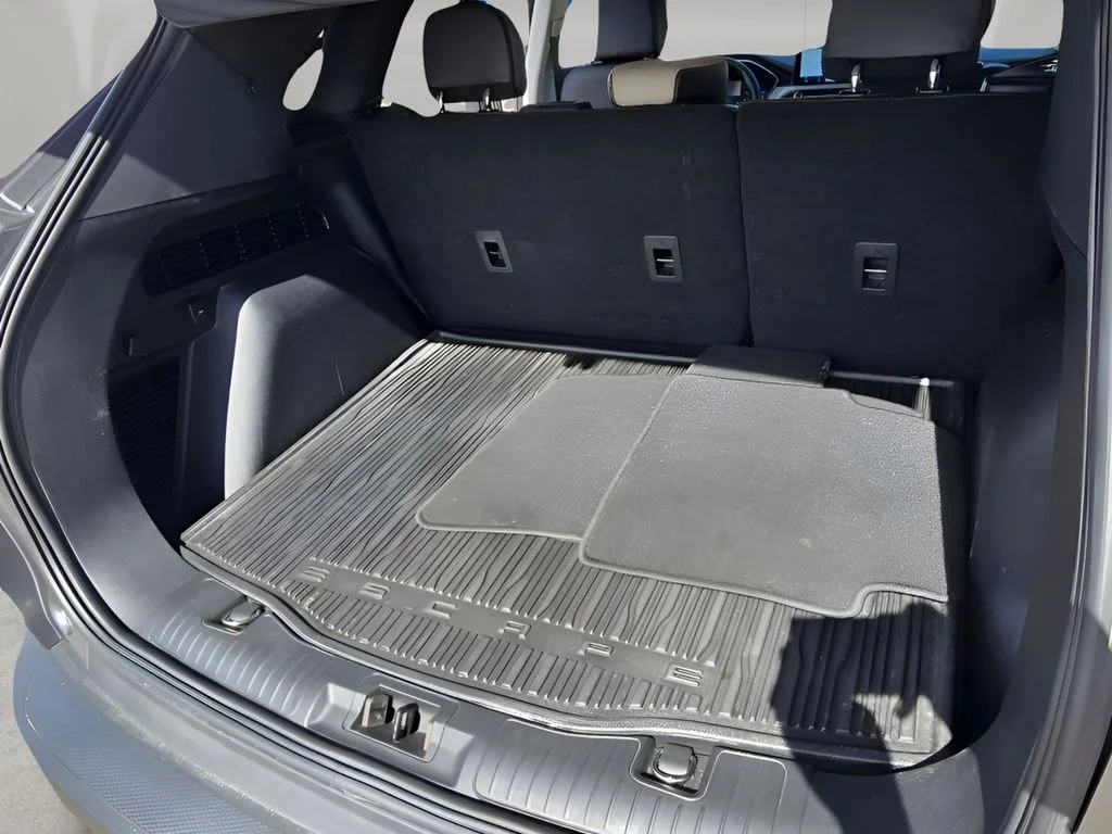 Used 2022 Carbonized Gray Metallic Ford SEL image 30