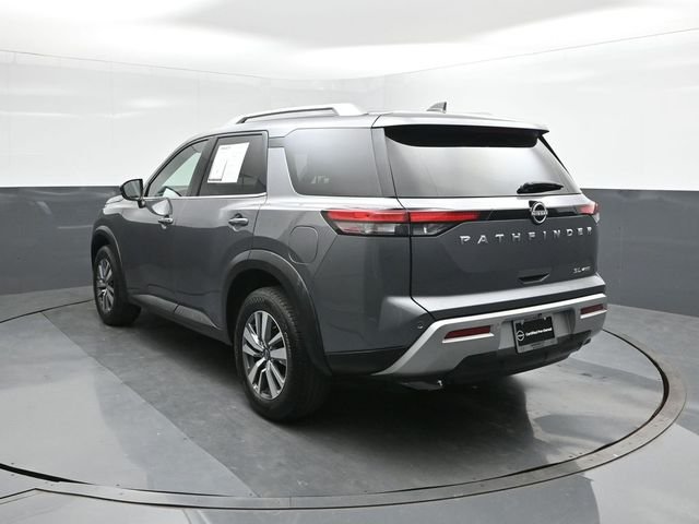 Used 2025 Gray Nissan SL image 5