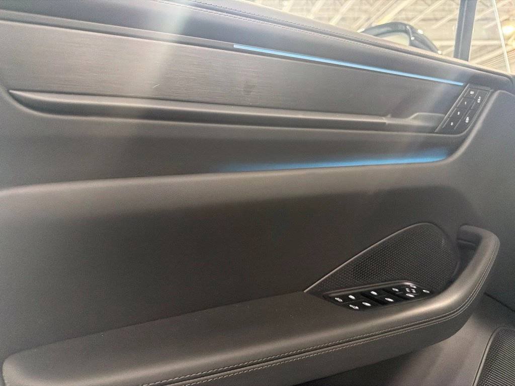 2026 Porsche Macan GTS - Photo 24