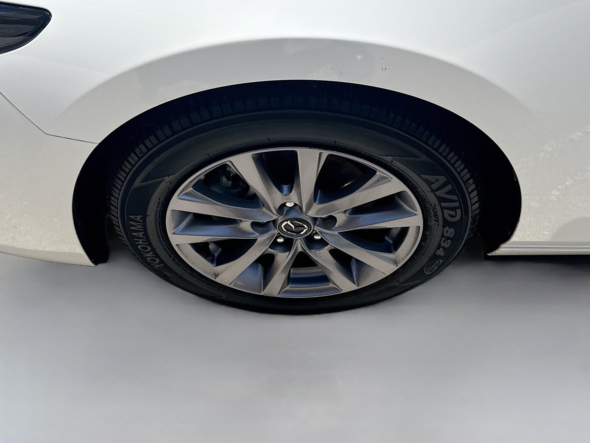 Used 2020 Snowflake White Pearl Mica Mazda  image 35
