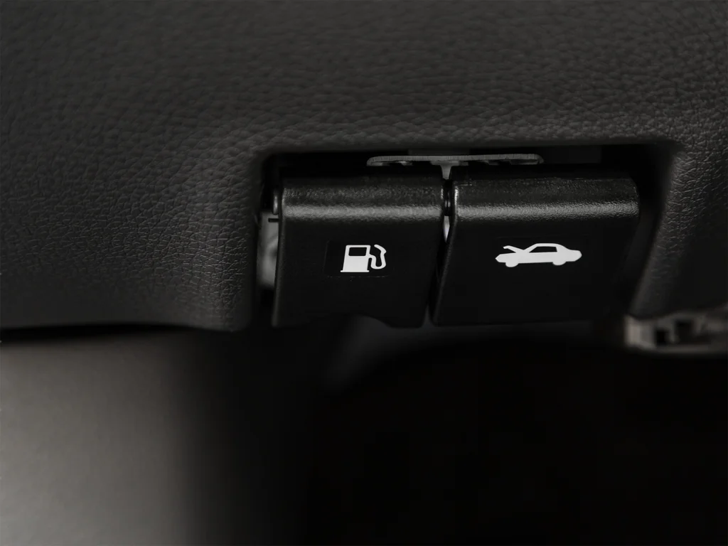Used 2019 Blue Nissan SV image 22