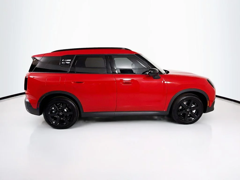New 2027 Chili Red II MINI Signature Plus image 4