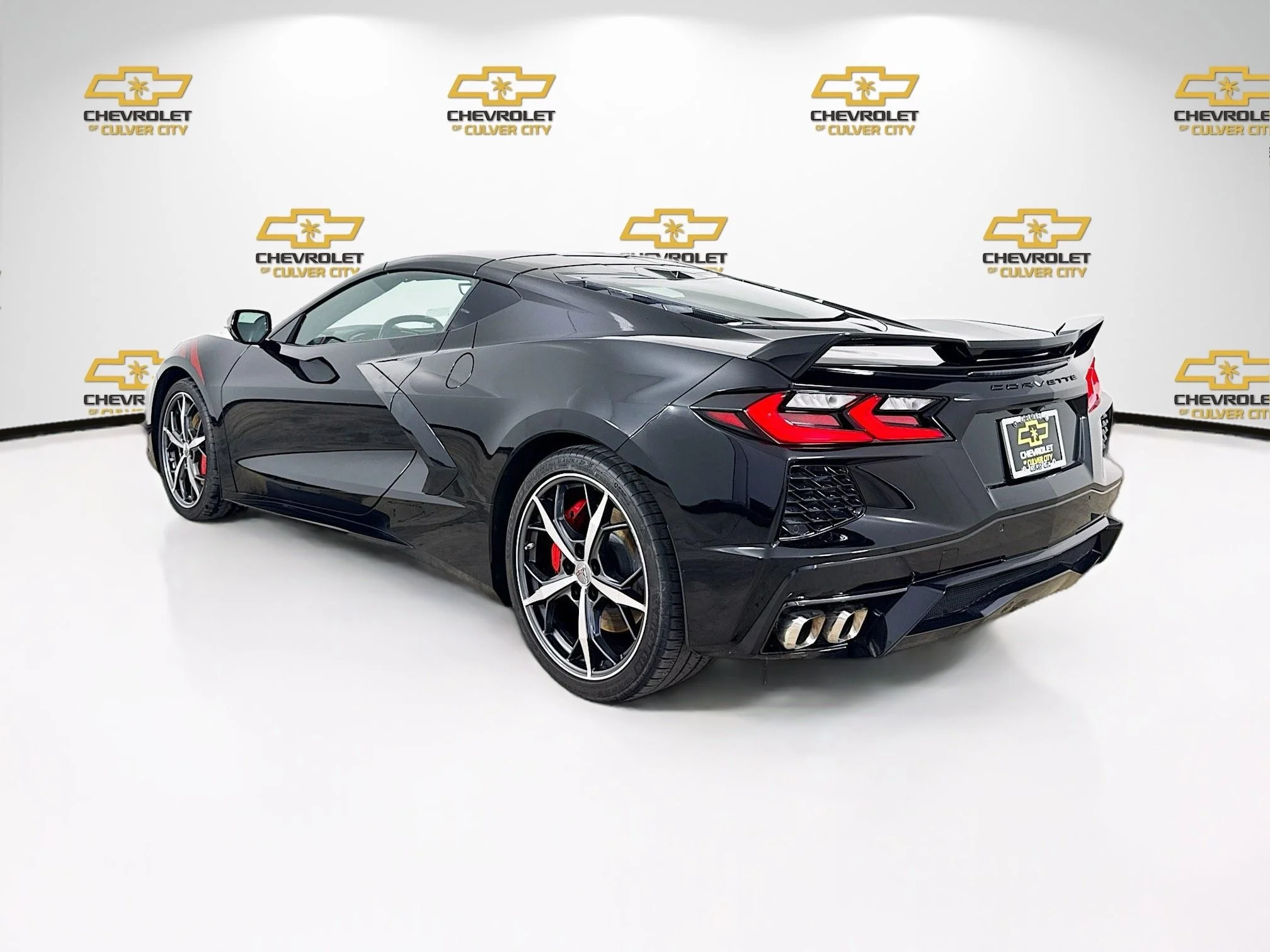 Used 2022 Black Chevrolet 2LT image 6