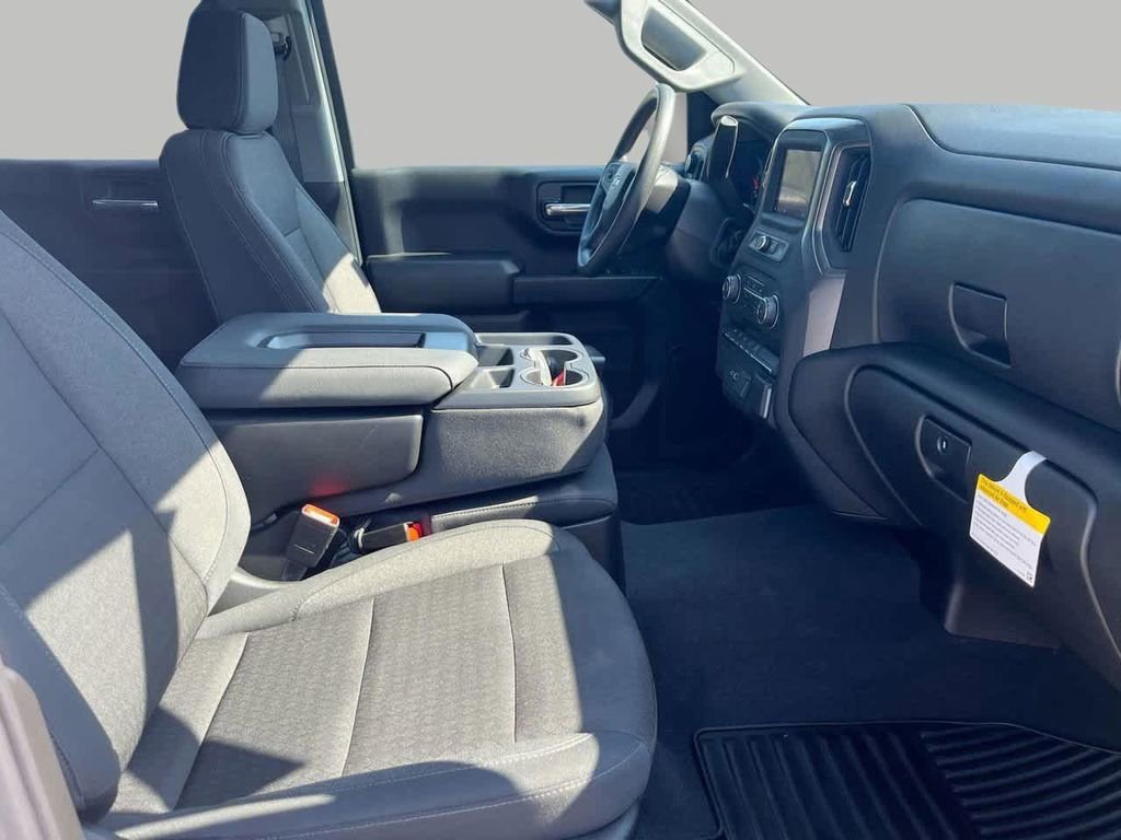 2026 Chevrolet Silverado 1500 Custom - Photo 9
