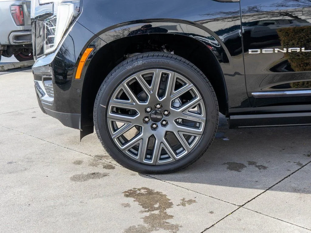2026 GMC Yukon XL Denali Ultimate - Photo 32