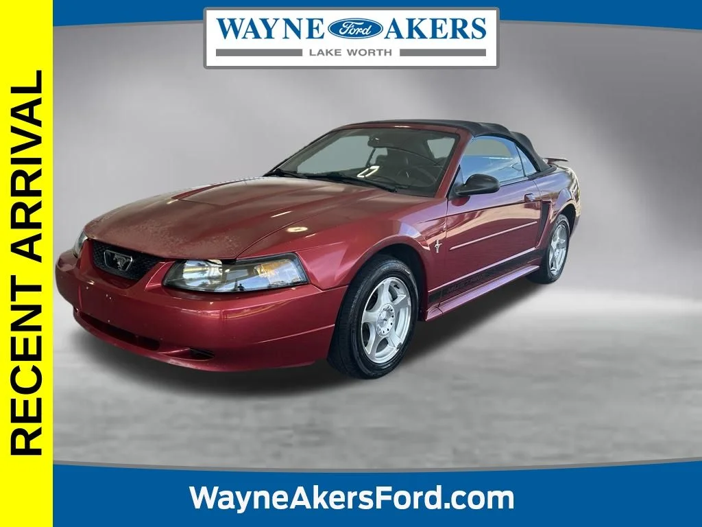 Used 2003 Red Ford V6 image 1