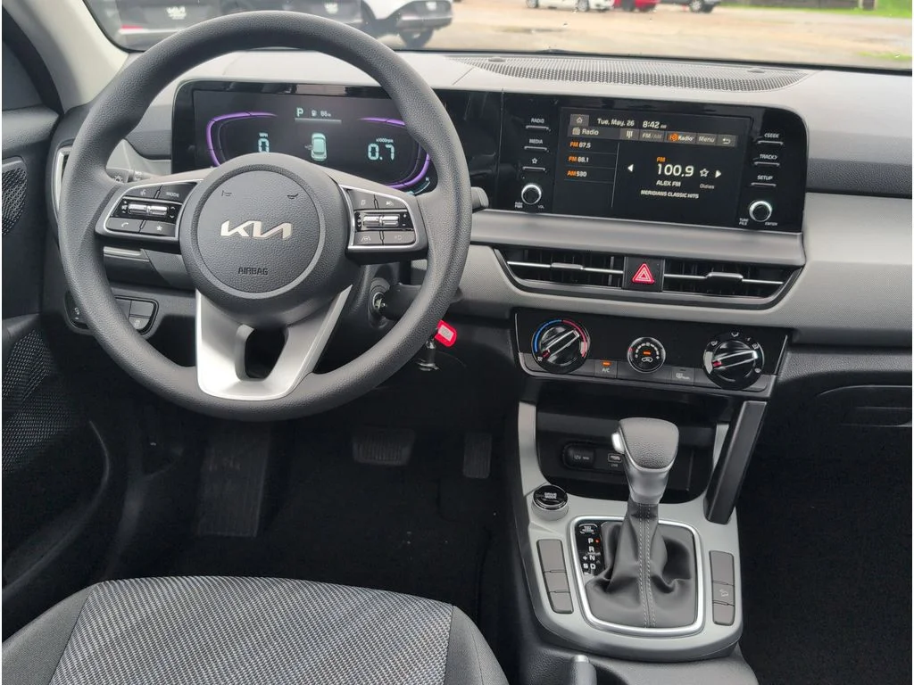 New 2026 Dark Ocean Blue Kia LX image 31
