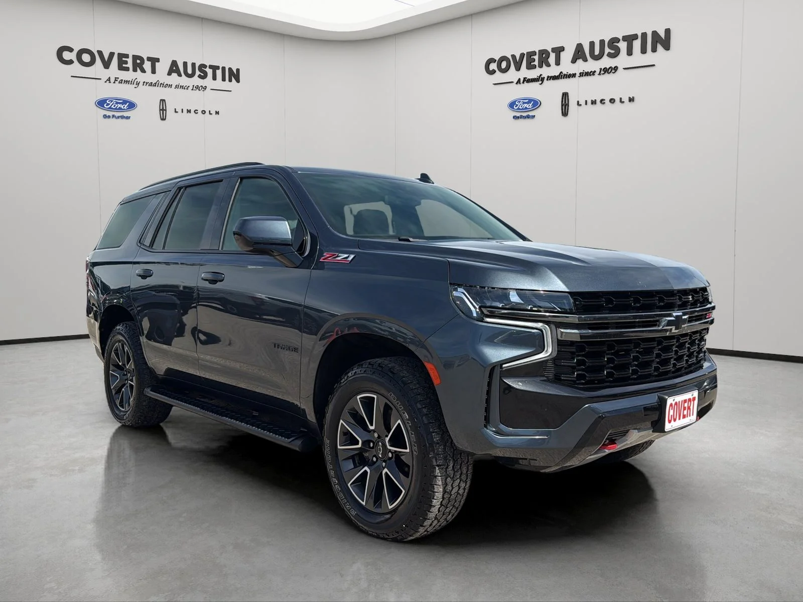 Used 2021 Gray Chevrolet Z71 image 7