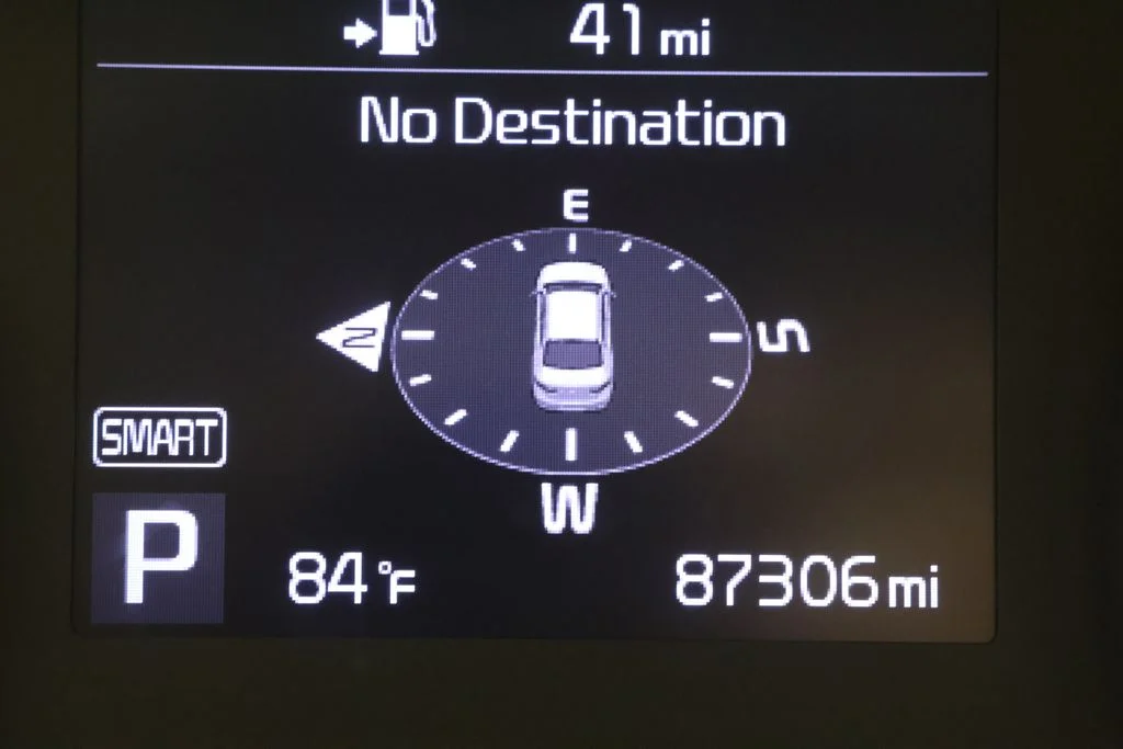 Used 2019 White Kia Technology image 13