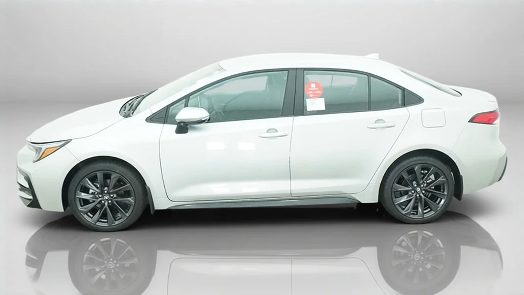 New 2027 Classic Silver Metallic Toyota SE image 2