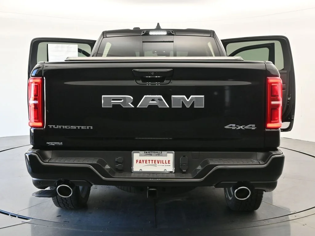 New 2026 Diamond Black Crystal Pearl-Coat Exterior Paint RAM Tungsten image 46