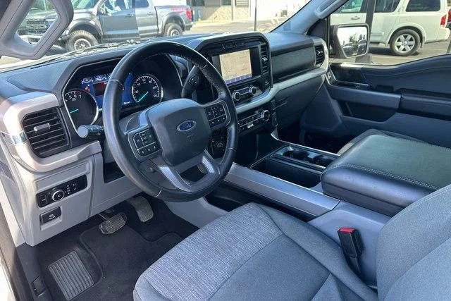 Used 2023 White Ford XLT image 13