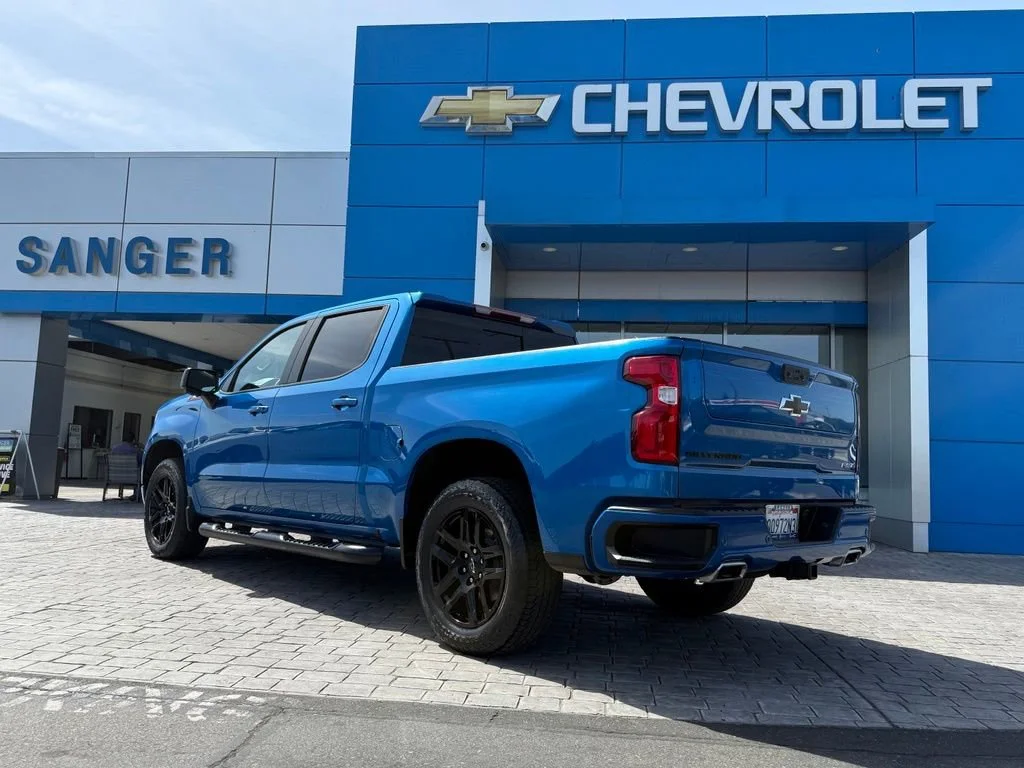 Used 2022 Glacier Blue Metallic Chevrolet RST image 8