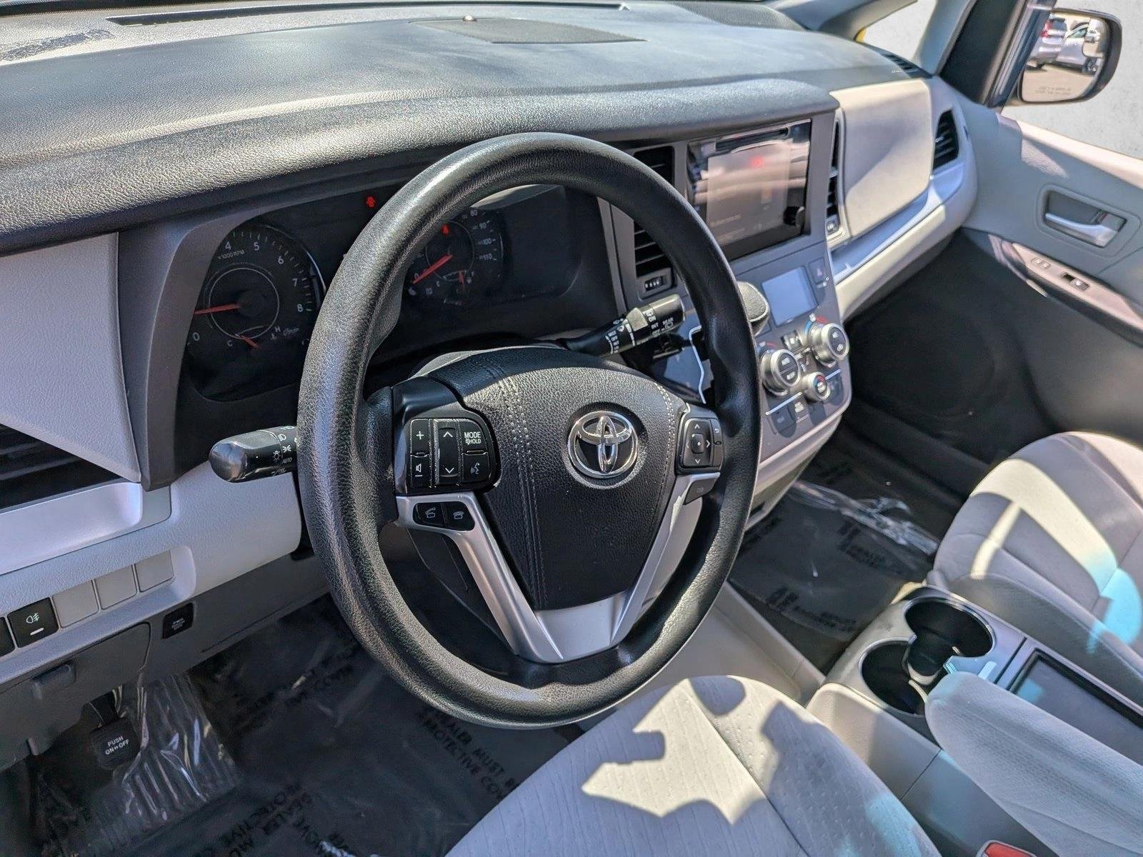 Used 2016 Predawn Gray Mica Toyota LE image 10