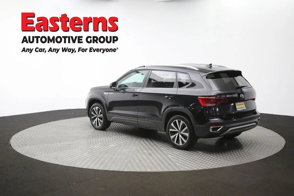 Used 2022 Black Volkswagen 1.5T SE image 60