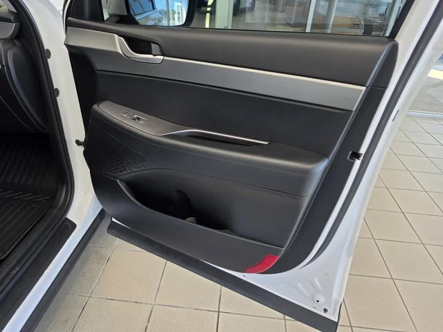 Used 2024 White Hyundai XRT image 27