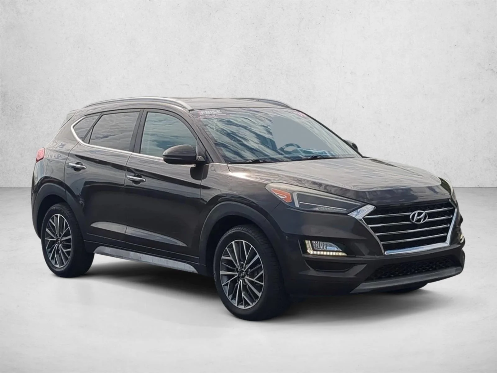 Used 2019 Sage Brown Hyundai Limited image 3