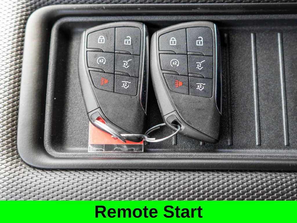 Used 2021 White Chevrolet RST image 34