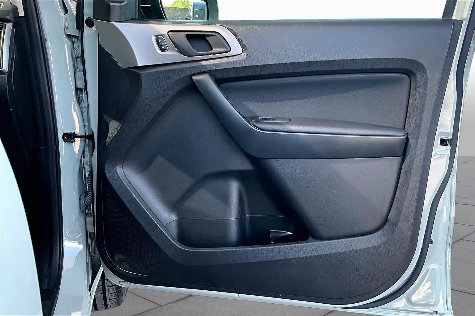Used 2021 Cactus Gray Ford XL image 22