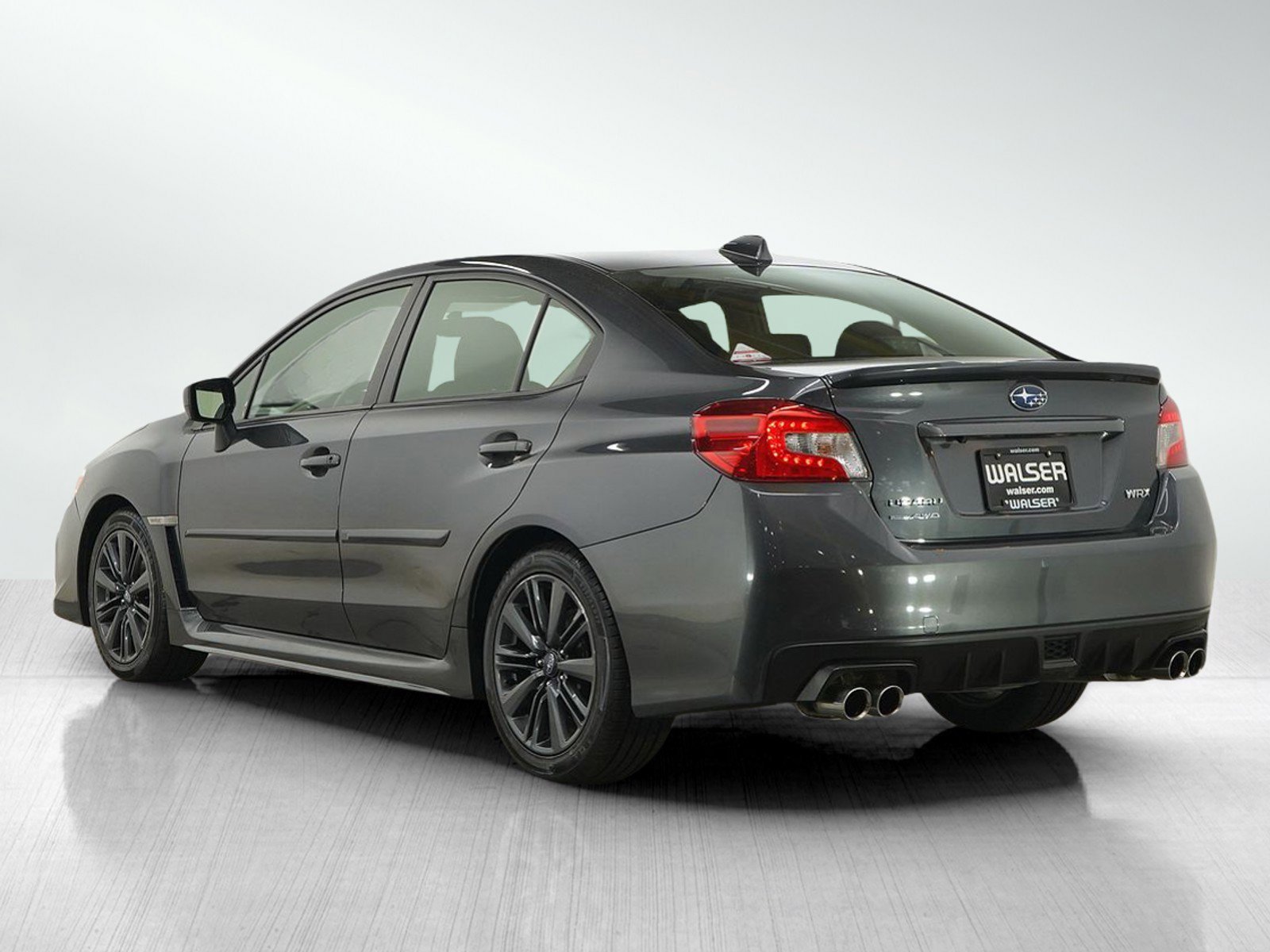 Used 2020 Magnetite Gray Metallic Subaru  image 3