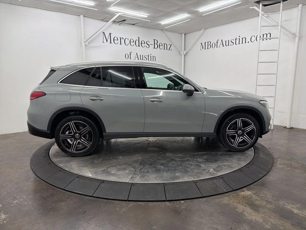 Used 2026 White Mercedes-Benz GLC 300 image 8