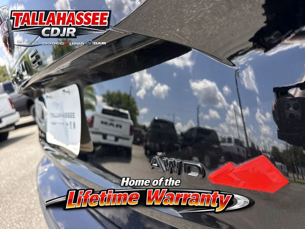 Used 2025 Super Black Nissan Rock Creek image 6