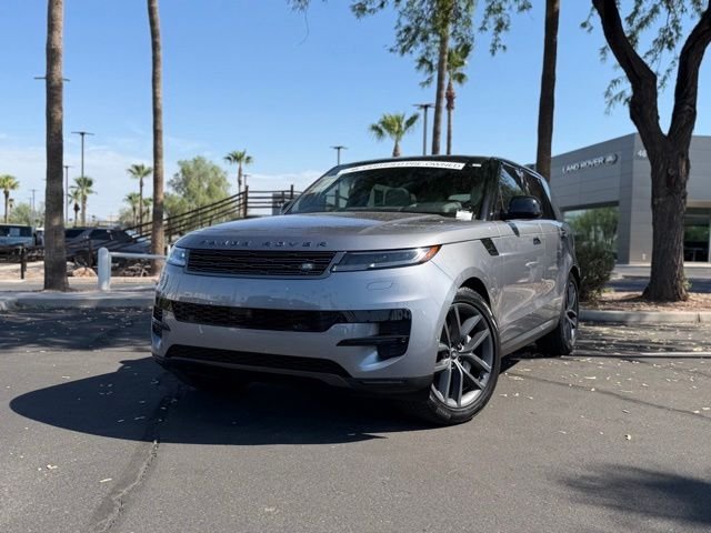 Certified Used 2025  Land Rover SE image 1