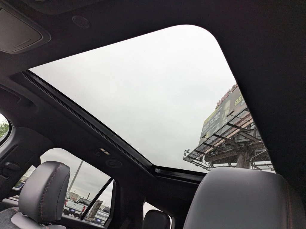 New 2026 Star White Metallic Tri-Coat Ford ST image 21