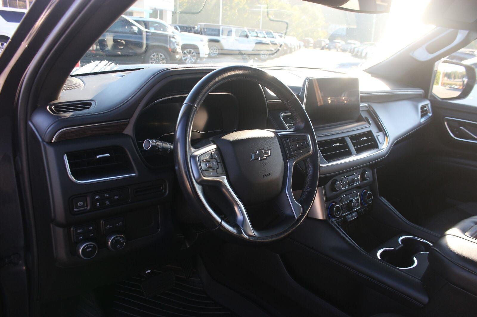 Used 2023 DARK ASH METALLIC Chevrolet Z71 image 18