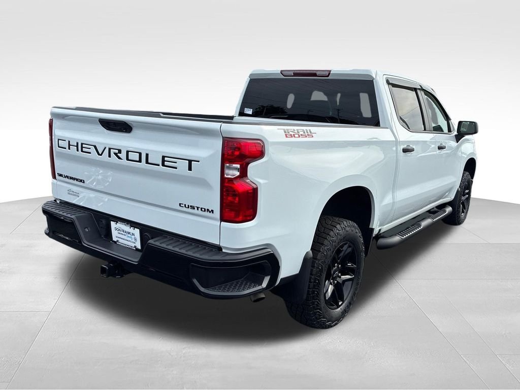 Used 2025 White Chevrolet Custom Trail Boss image 6