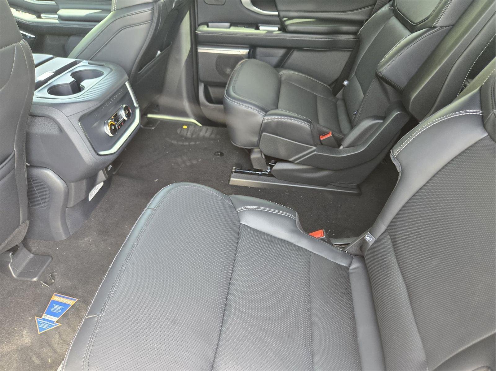 New 2026 Star White Metallic Tri-Coat Ford Platinum® image 19