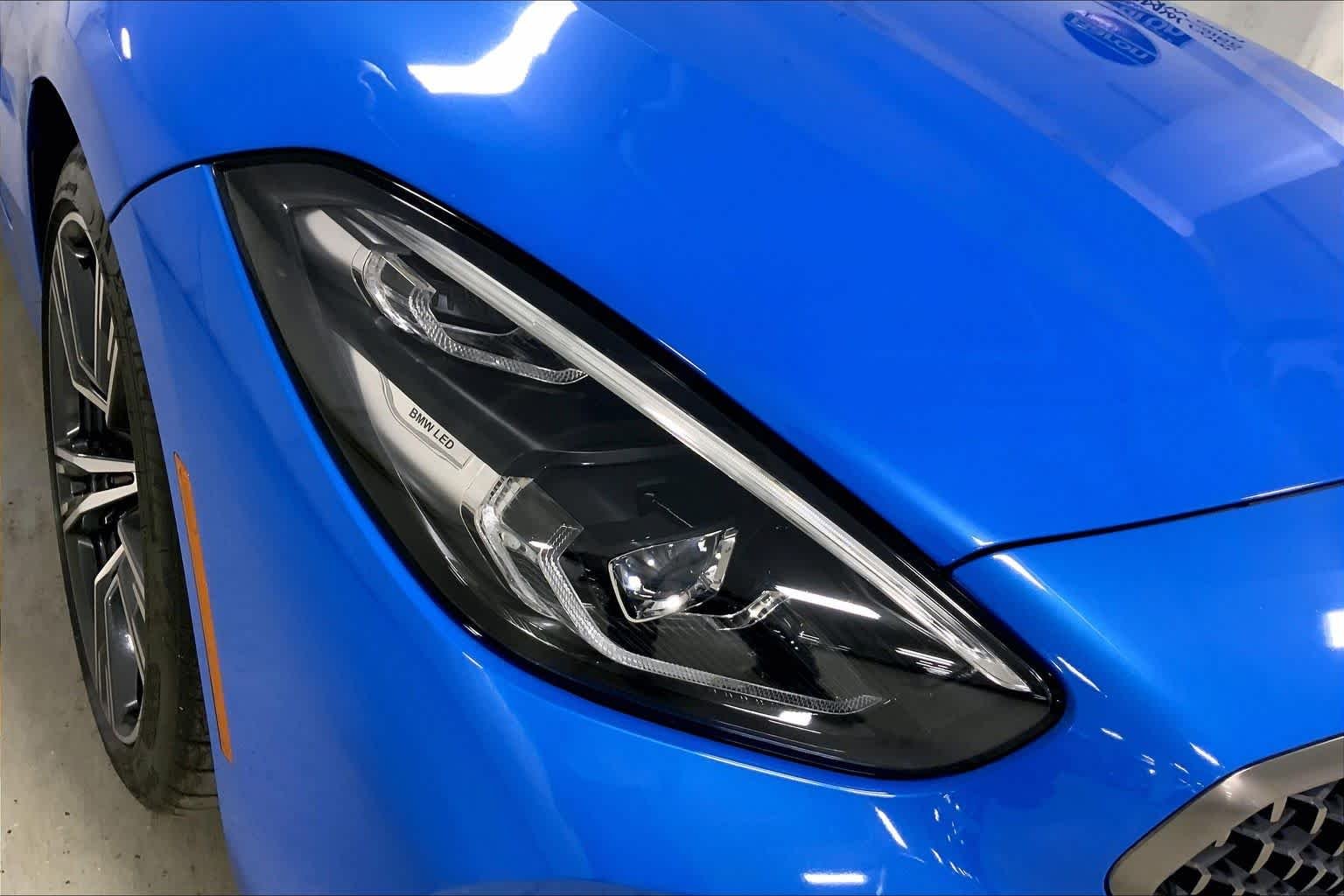 Used 2020 Misano Blue Metallic BMW sDriveM40i image 27
