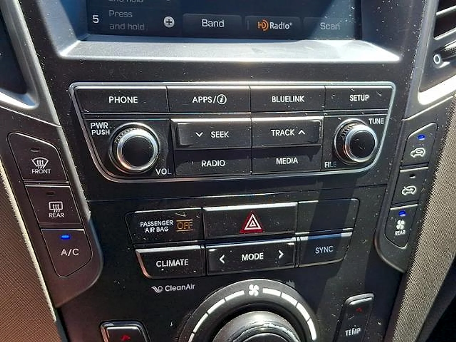 Used 2019 Circuit Silver Hyundai SE image 17