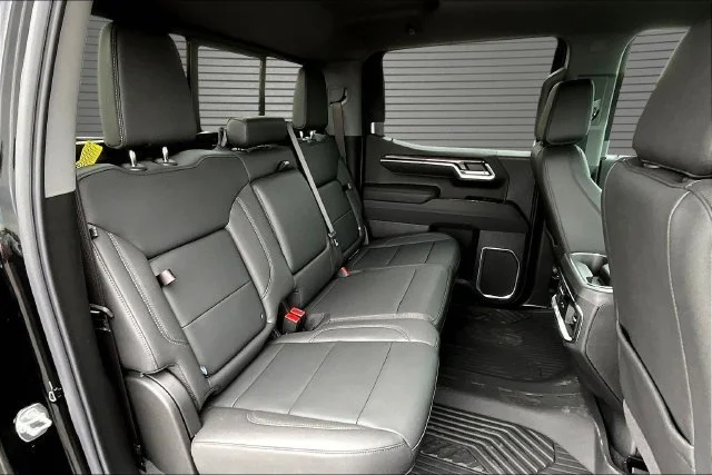 2026 Chevrolet Silverado 1500 LTZ - Photo 10