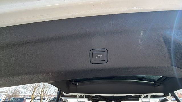 Certified Used 2025 Summit White GMC Denali image 13