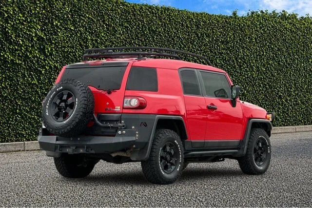 Used 2012 Red Toyota Base image 3