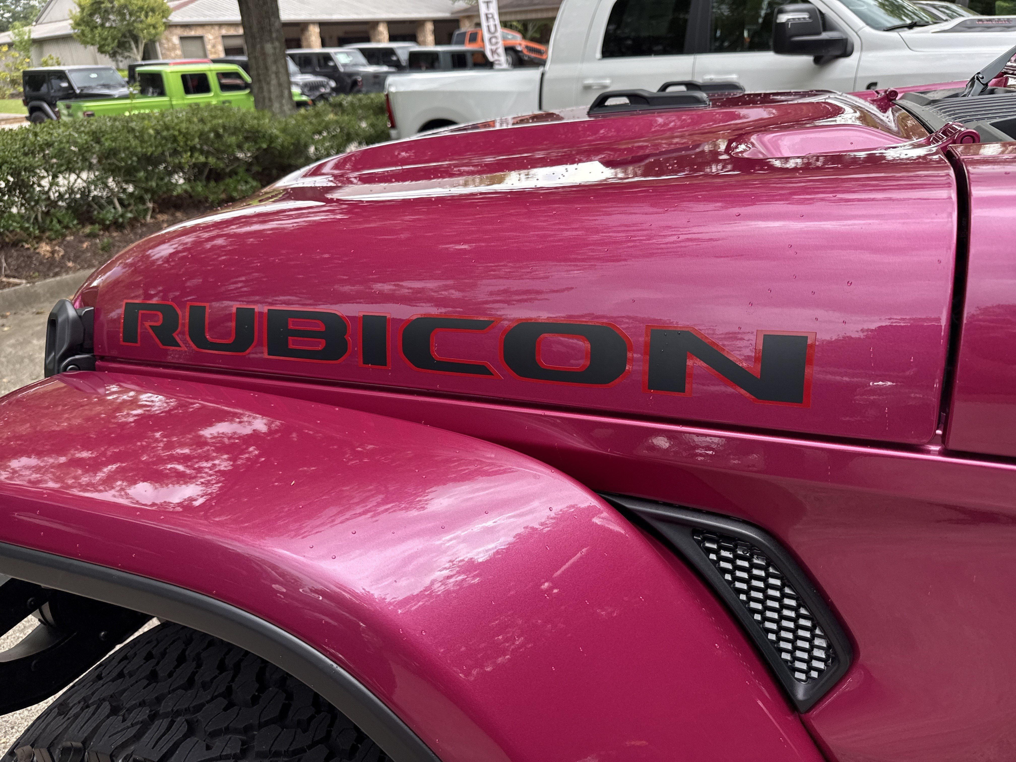 New 2026 Tuscadero Pearlcoat Jeep Rubicon image 13
